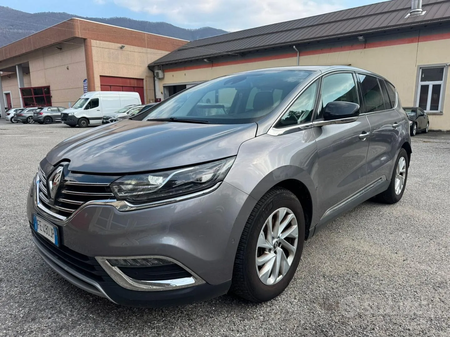 Renault Espace 2016 photo 3