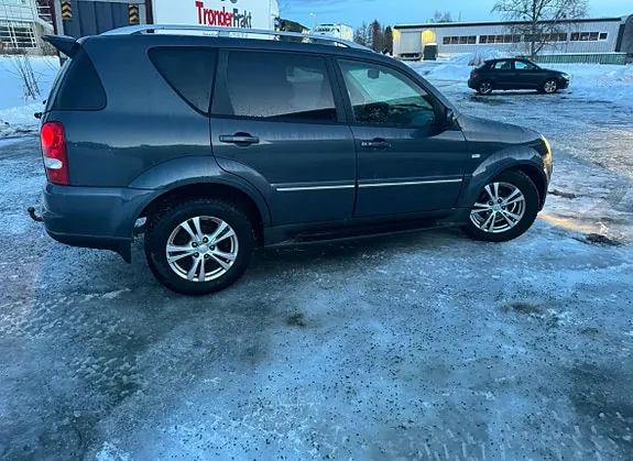 KG Mobility Rexton 2010 photo 3