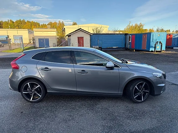 Volvo V40 2015 photo 3