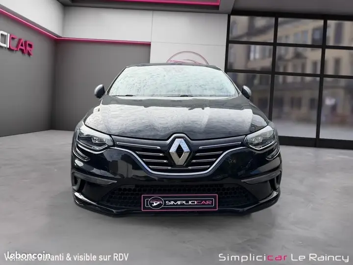 Renault Megane 2019 photo 2