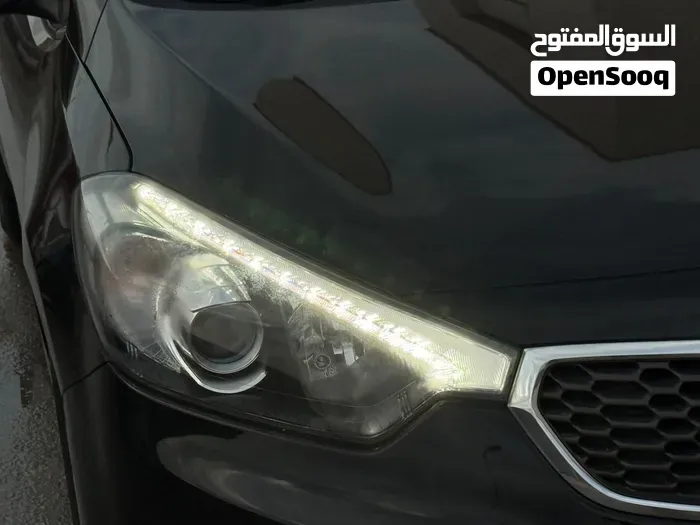 Kia K3 2014 photo 2