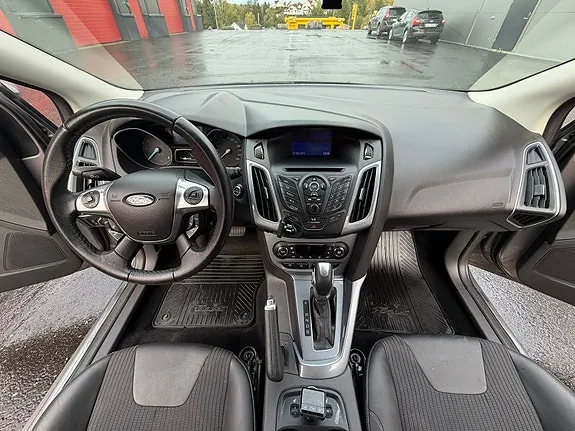 Ford Focus 2012 photo 5