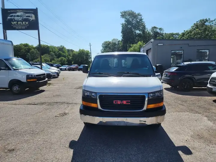 GMC Savana 2500 2017 photo 5