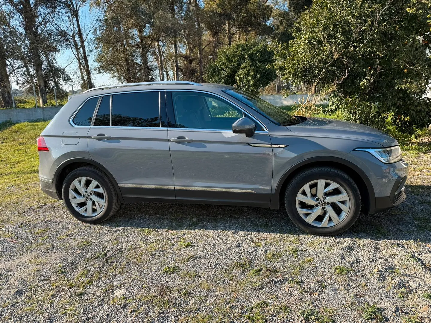 Volkswagen Tiguan 2021 photo 2