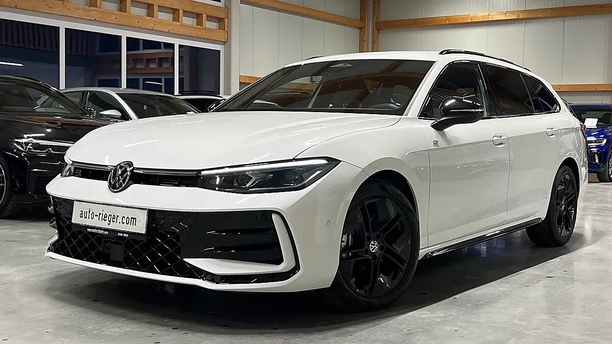 Volkswagen Passat 2025 photo 2