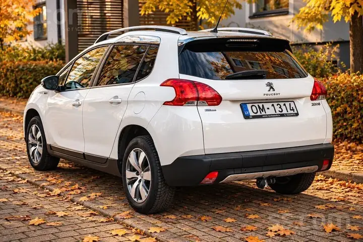 Peugeot 2008 Style 2015 photo 2