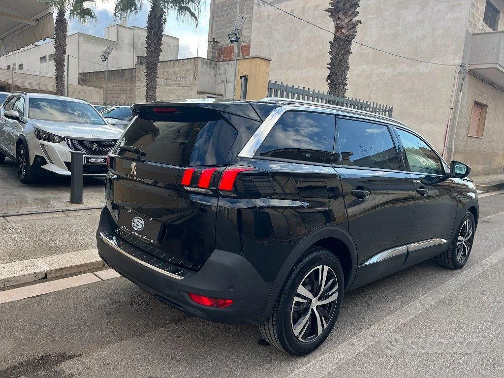 Peugeot 5008 2020 photo 4
