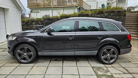 Audi Q7 2007 photo 4