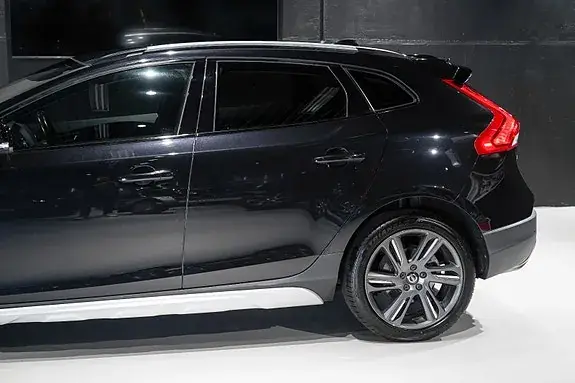 Volvo V40 Cross Country 2015 photo 5