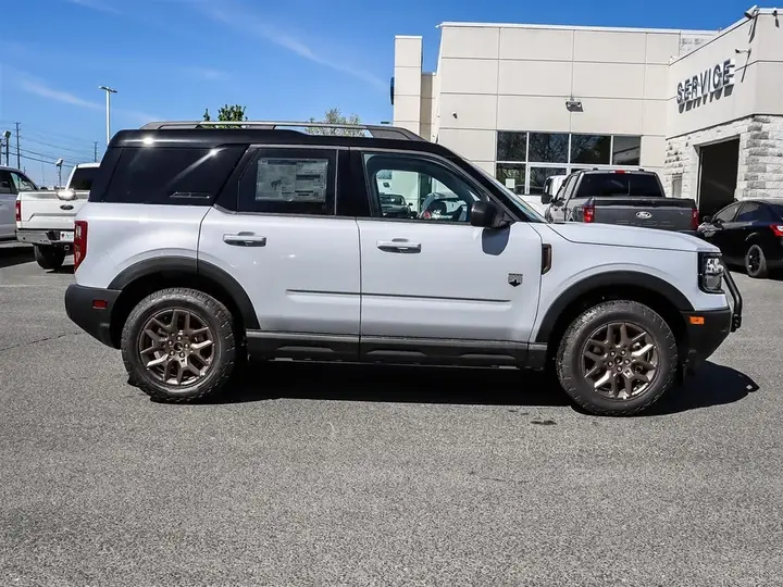 Ford Bronco Sport 2026 photo 4