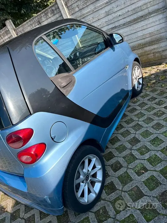 Smart Fortwo 2012 photo 2