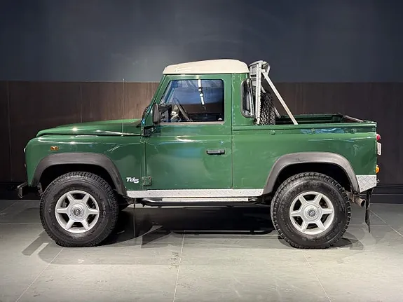 Land Rover Defender 90 1999 photo 5