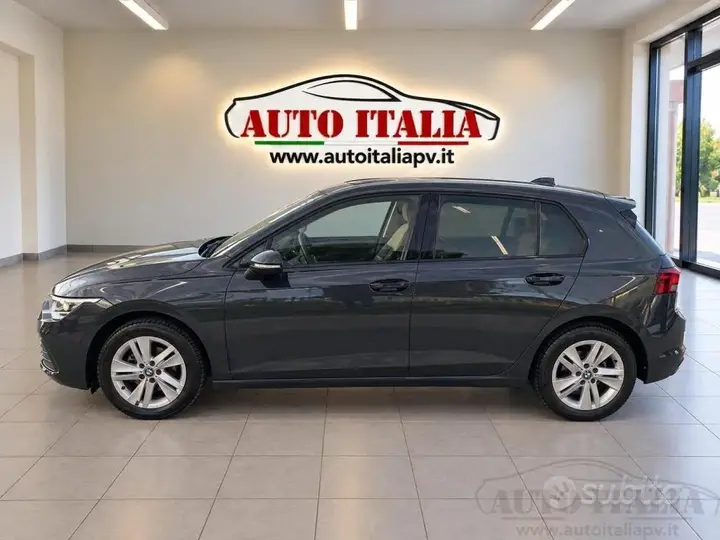 Volkswagen Golf 2021 photo 2