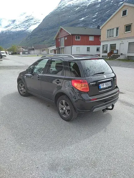 Suzuki Sx4 2010 photo 4