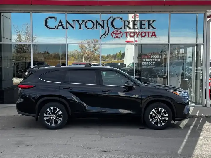 Toyota Highlander 2020 photo 2