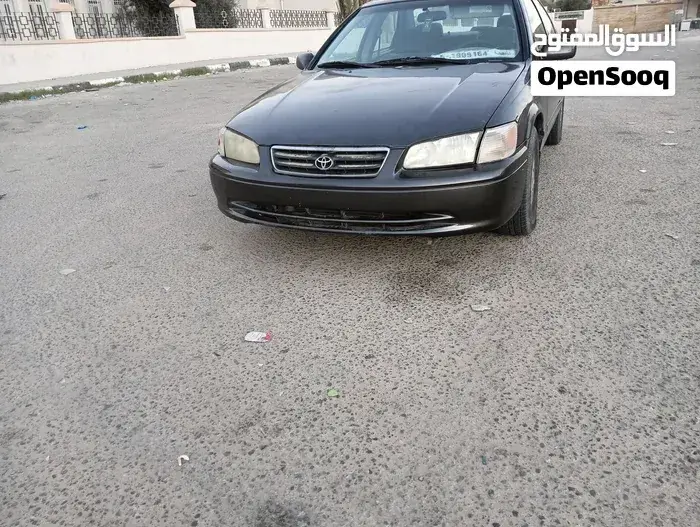 Toyota Camry 2000 photo 2