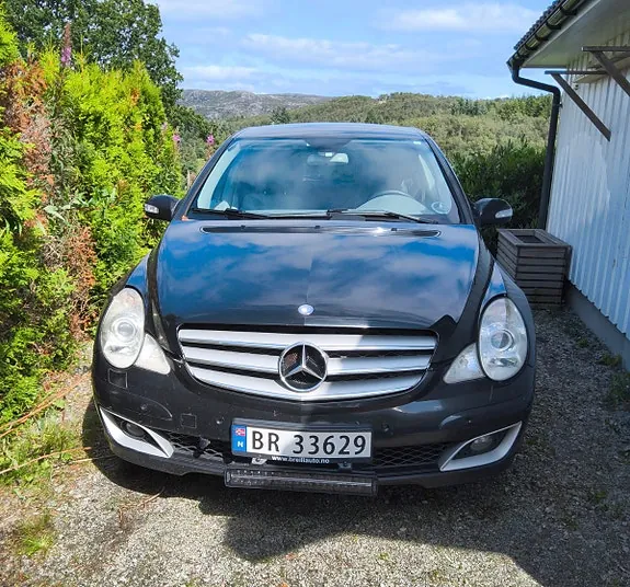 Mercedes-Benz R320 2006 photo 2