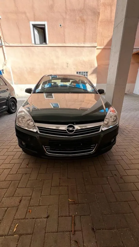 Opel Astra H