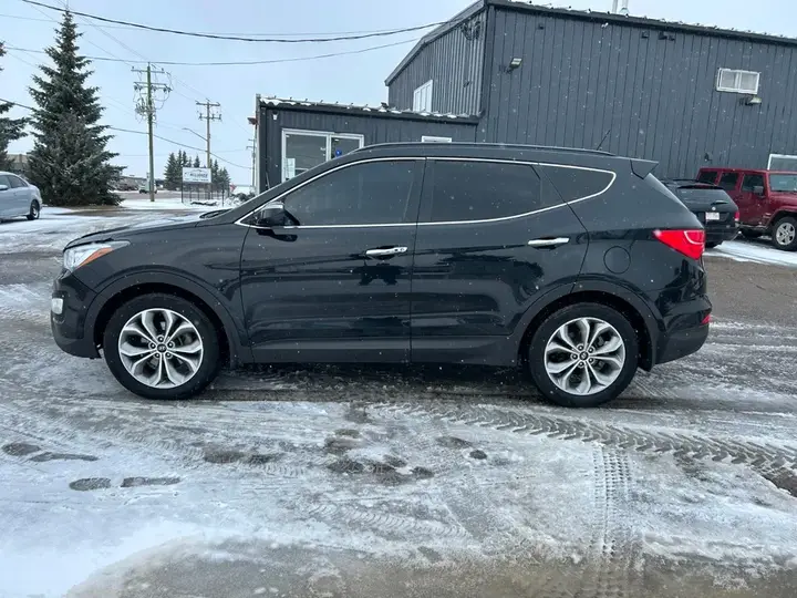 Hyundai Santa Fe 2016 photo 2