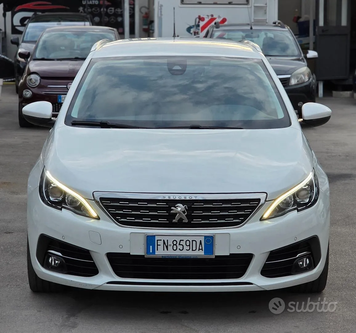 Peugeot 308 2018 photo 2