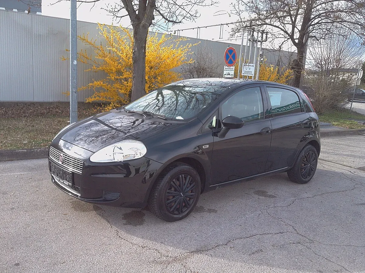 Fiat Punto 2009 photo 3