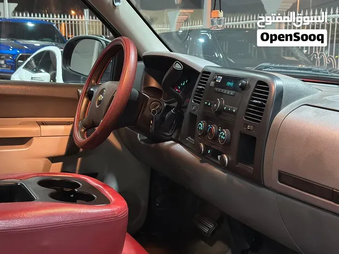 Chevrolet Silverado 2011 photo 3