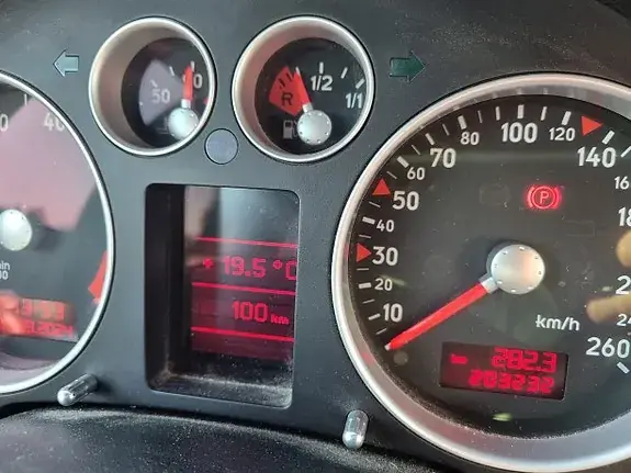 Audi Tt 2000 photo 4