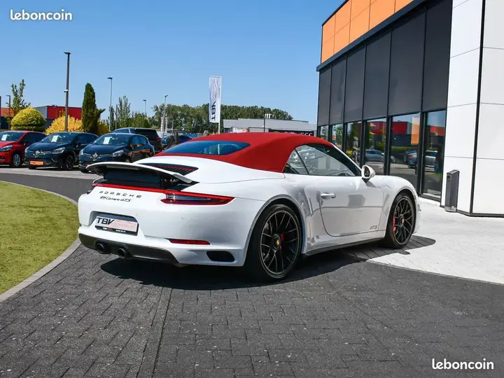 Porsche 911 2018 photo 3