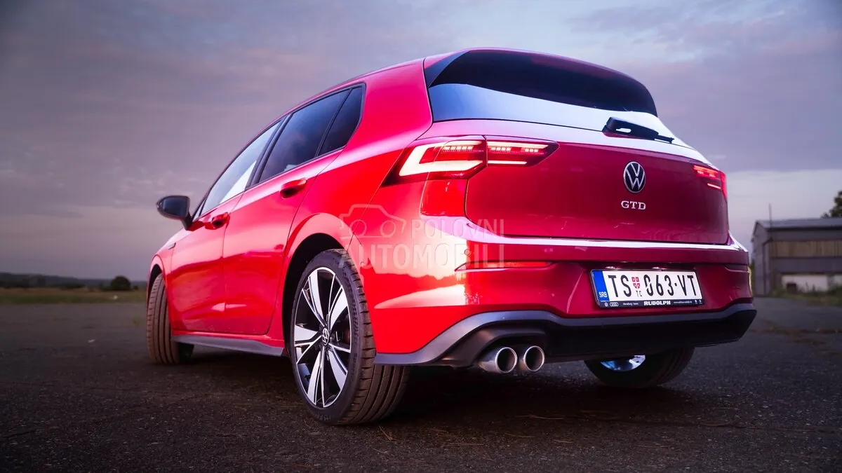 Volkswagen Golf 2022 photo 2