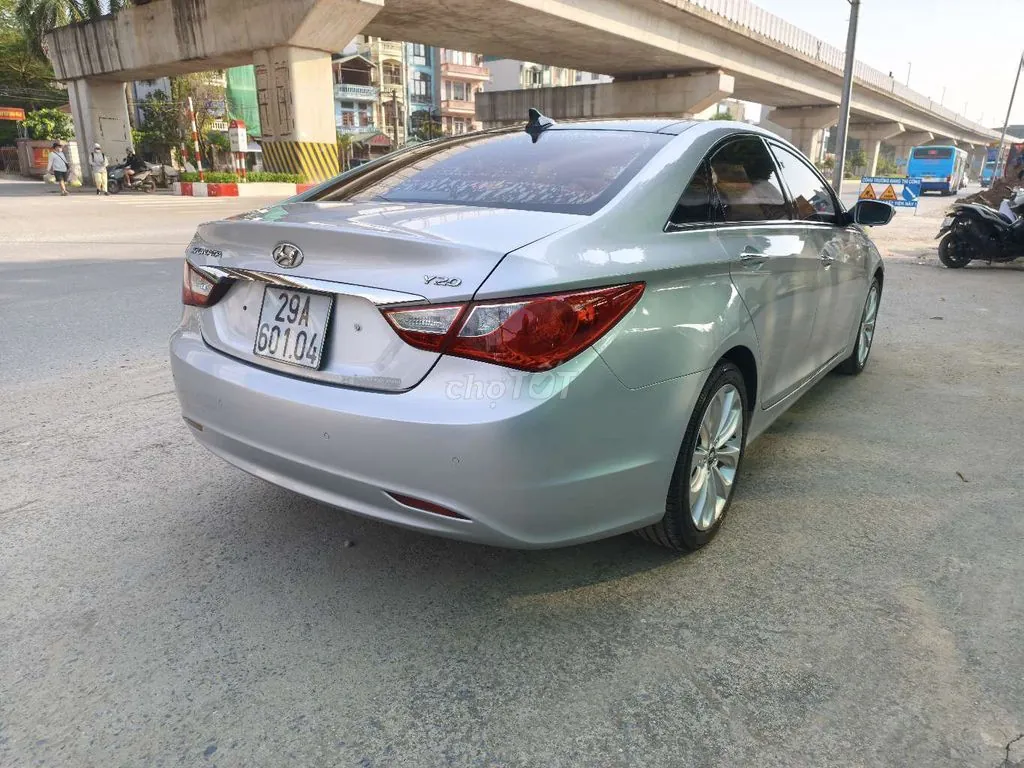 Hyundai Sonata 2010 photo 4