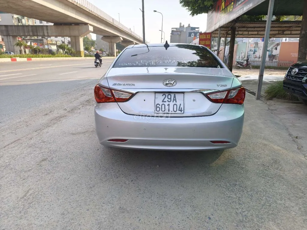 Hyundai Sonata 2010 photo 5