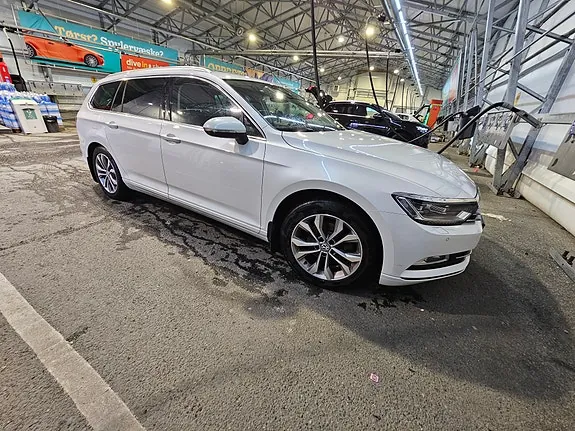 Volkswagen Passat 2019 photo 5