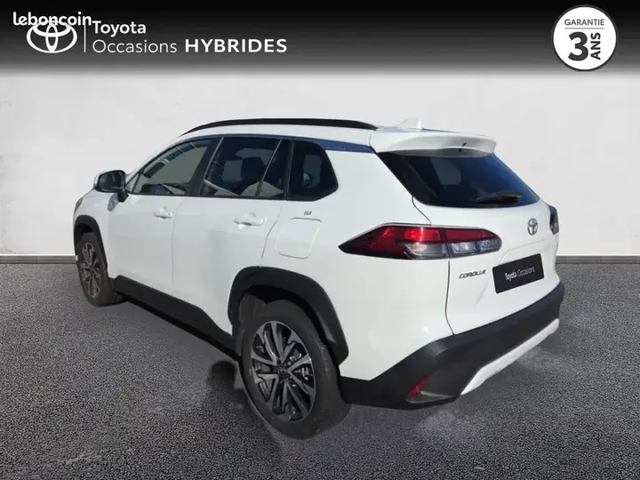Toyota Corolla Cross 2023 photo 2