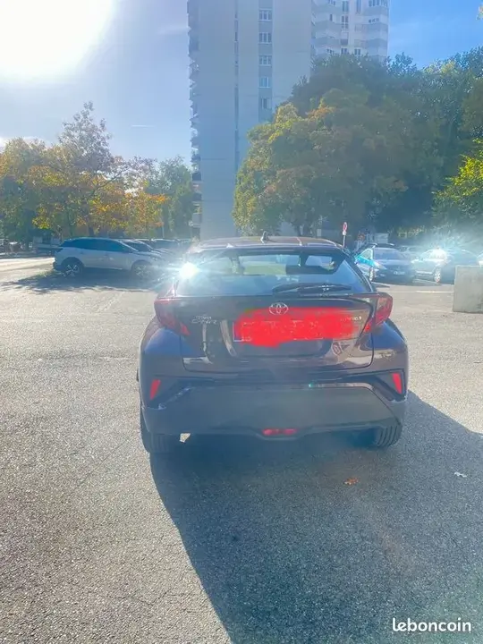 Toyota C-Hr 2023 photo 3
