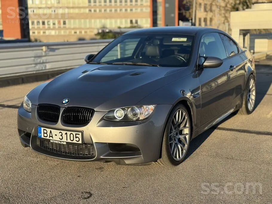 BMW M3 2013 photo 2
