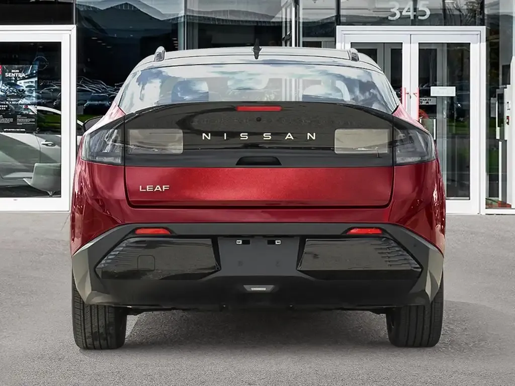 Nissan Leaf 2026 photo 5