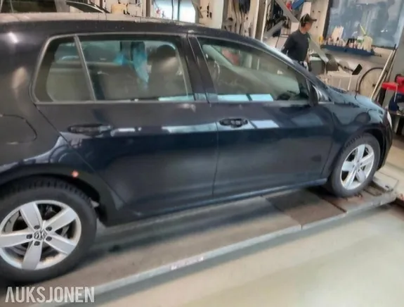 Volkswagen Golf 2014 photo 3