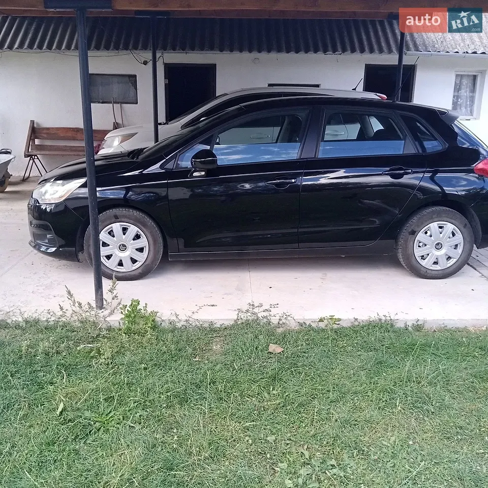 Citroen C4 2011 photo 4
