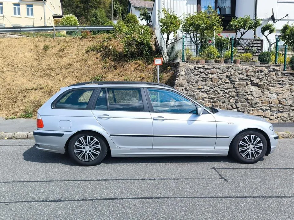 BMW 318I Touring