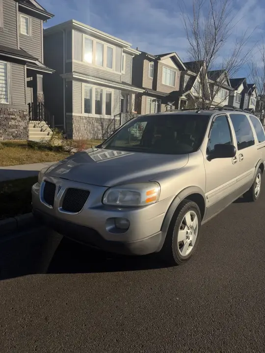 Pontiac Montana 2008 photo 2