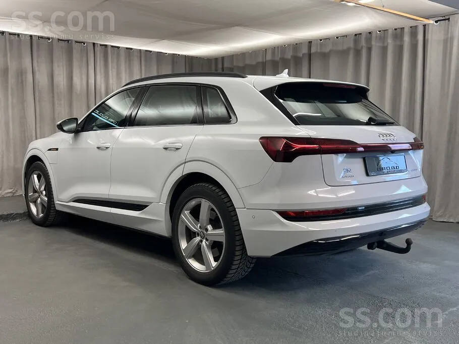 Audi E-Tron 2020 photo 4