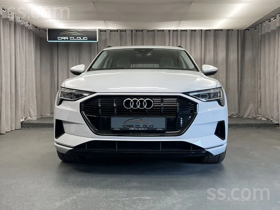 Audi E-Tron 2020 photo 2