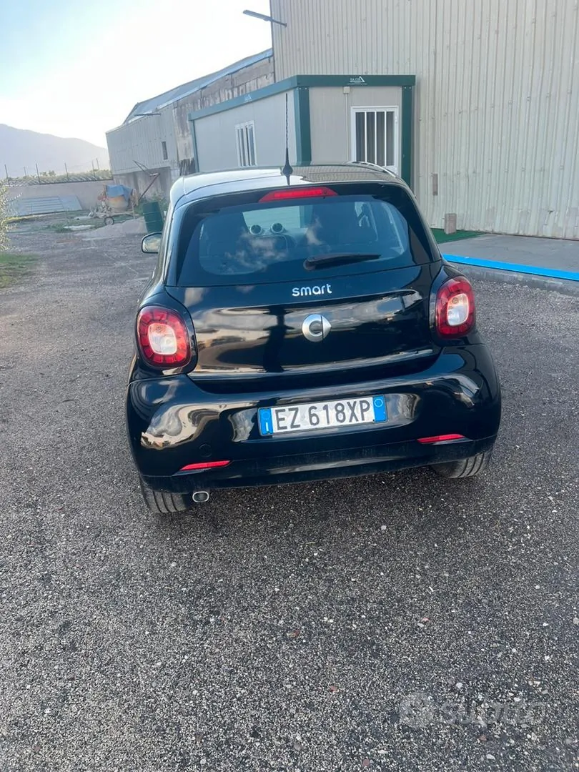 Smart Forfour 2015 photo 3