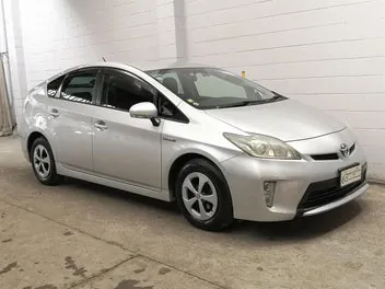 Toyota Prius 2012 photo 2
