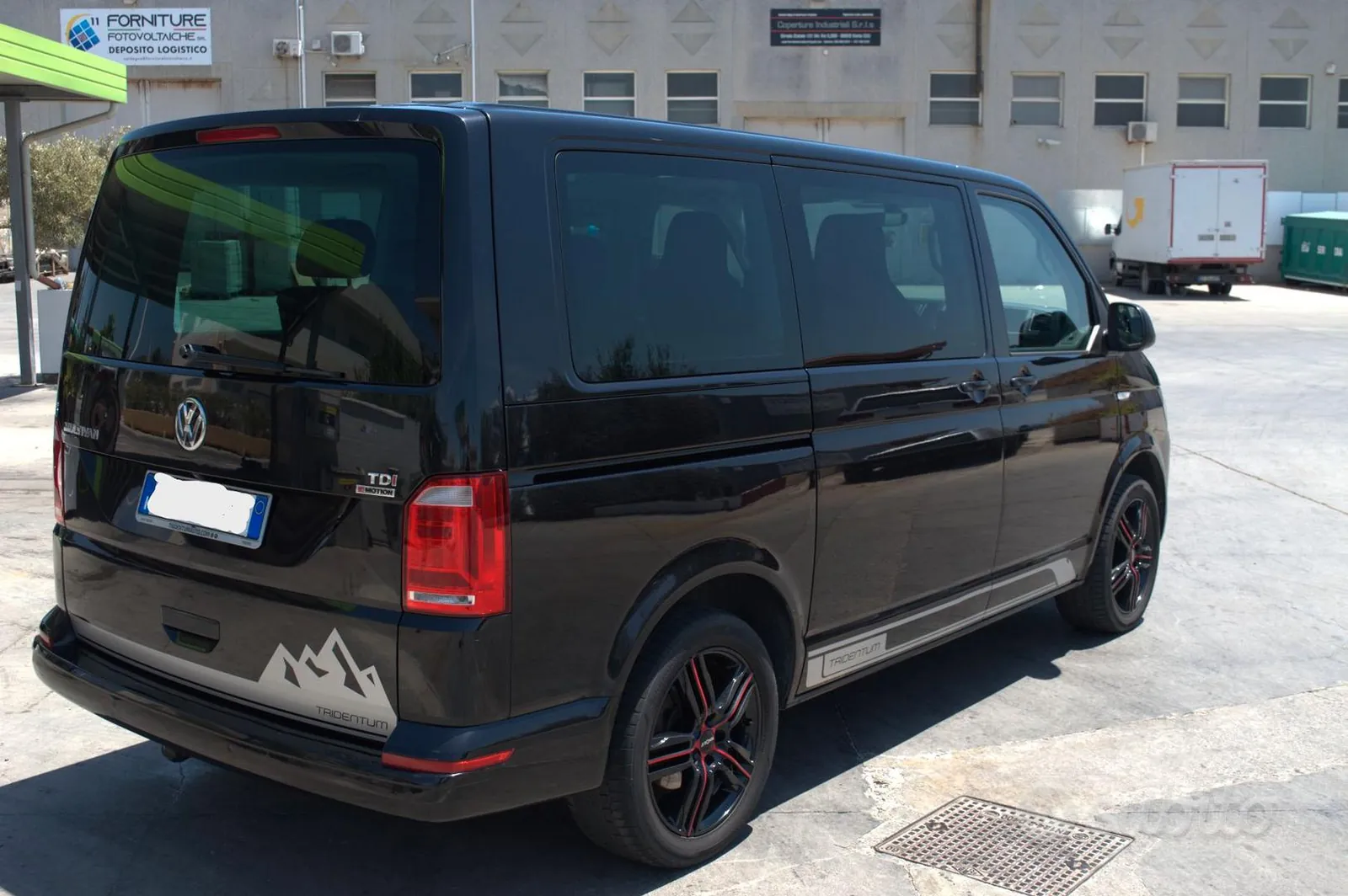 Volkswagen Multivan 2016 photo 3