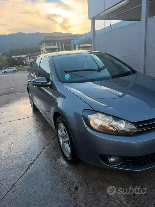 Volkswagen Golf 2009 photo 4