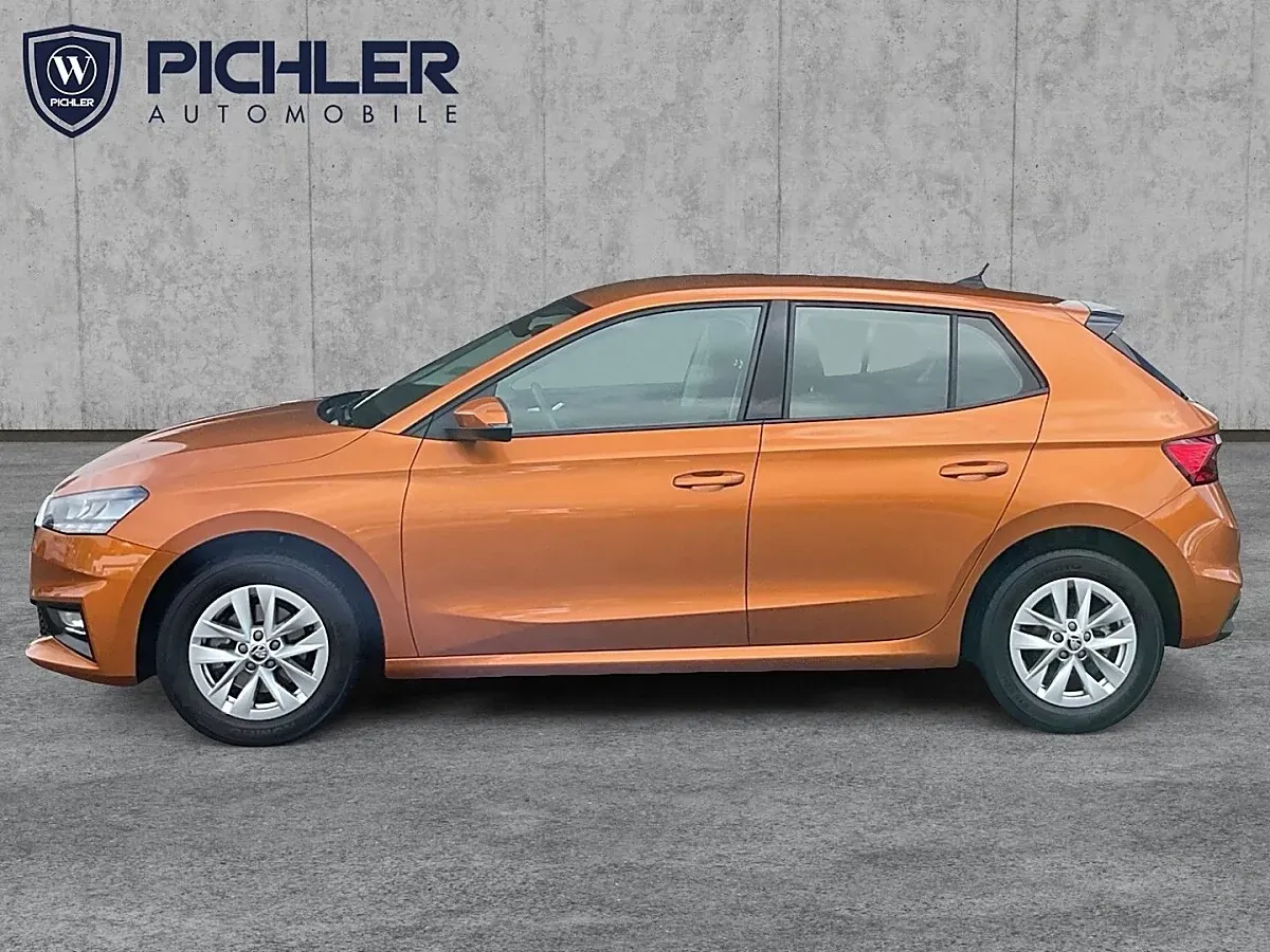 Skoda Fabia 2022 photo 3