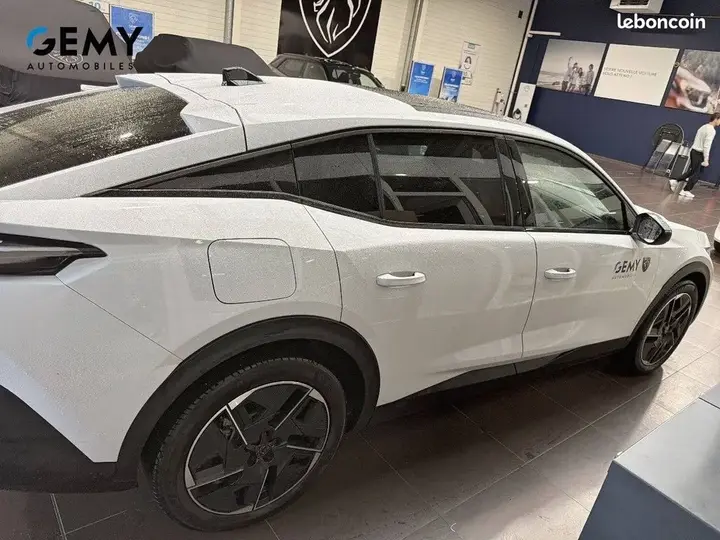 Peugeot 408 2026 photo 4