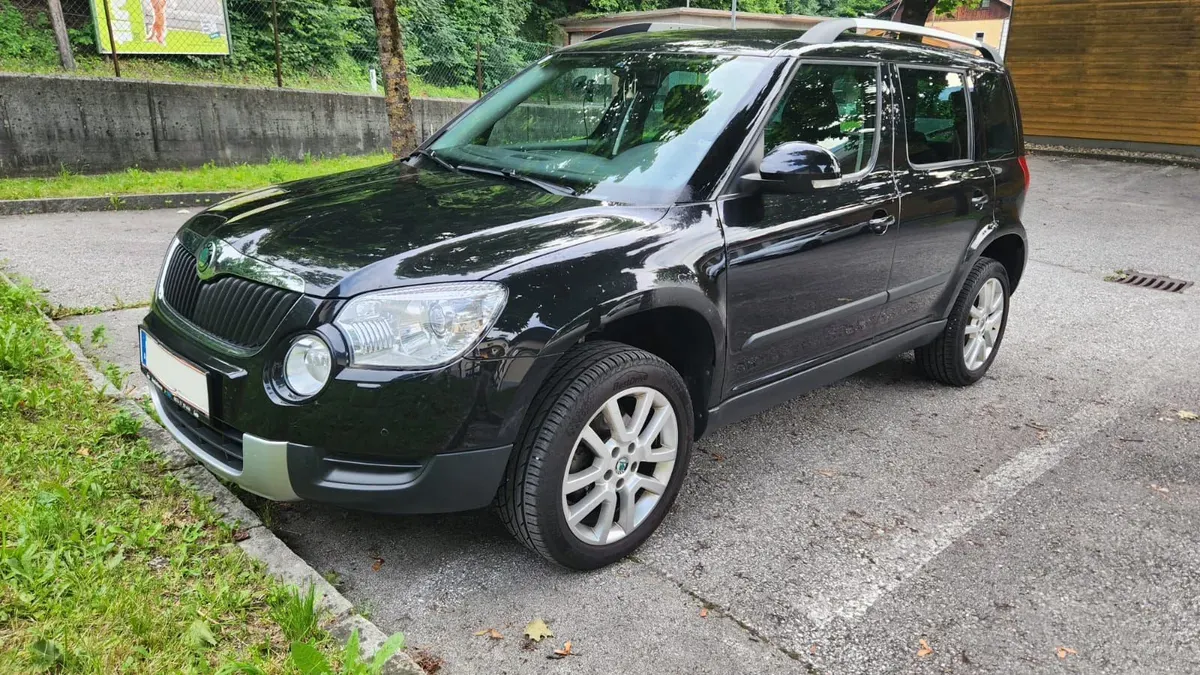 Skoda Yeti 2012 photo 3