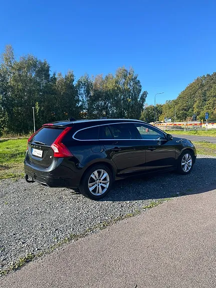 Volvo V60 2018 photo 4